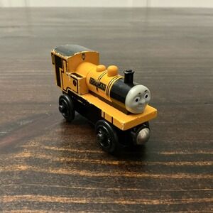 Thomas & Friends Wooden Railway Duncan Yellow Engine Learning Curve 3069WJ00